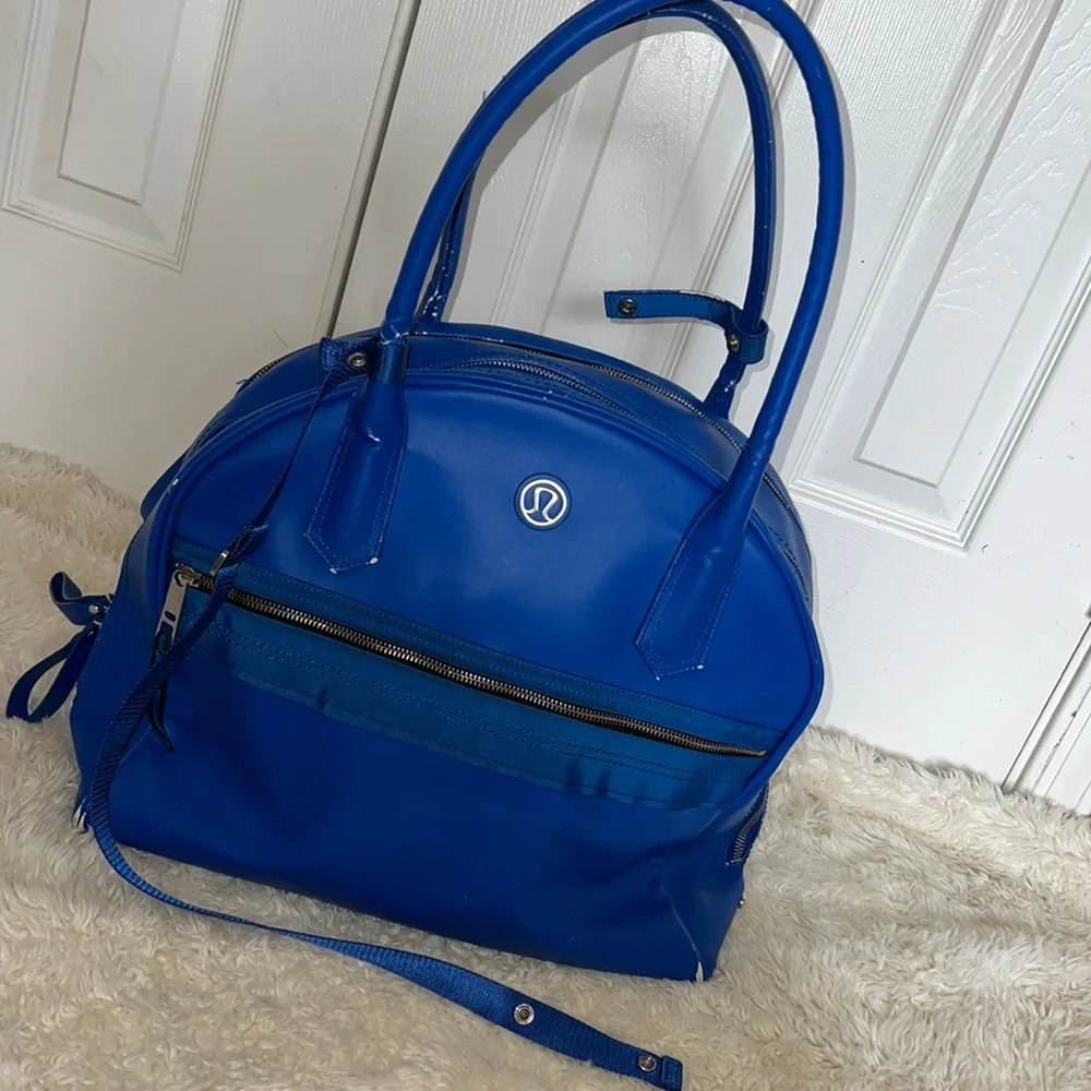 Gorgeous LULULEMON tote - Picture 1 of 9